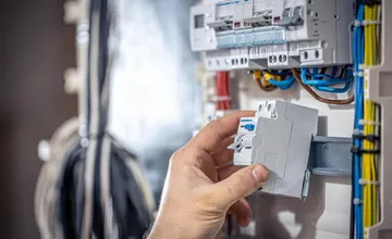 Ilava upozorňuje na prerušenie dodávky elektrickej energie v katastri mesta. Ktorých domácností sa odstávka dotkne?