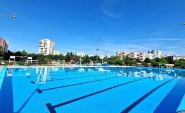 Obyvatelia Nového Mesta nad Váhom na kúpalisko čakajú roky. Stále nie je jasné, či ho mesto vôbec postaví