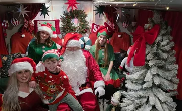 Nasadnite do rozprávkového SantaBusu od CK BartoTravel a nasávajte pravú sviatočnú atmosféru 