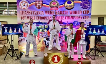 FOTO: Ilavskí karatisti triumfujú, na medzinárodnom turnaji v Rumunsku získali historicky najviac medailí