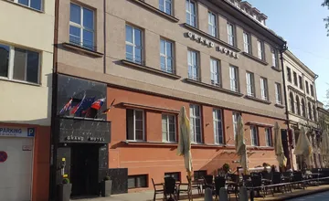 Kreatívny inštitút Trenčín zrušil spoluprácu s Grand Hotelom, reaguje tým na nezákonné zbúranie domu na Palackého ulici