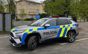 Polícia v Partizánskom zadržala dvoch cudzincov podozrivých z opakovaných krádeží