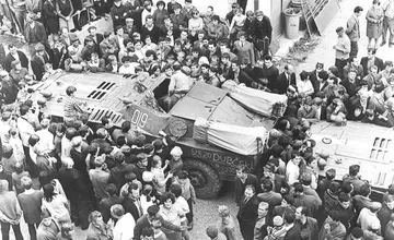 V Považskej si zaspomínali na okupáciu v roku 1968, ľudia sedeli na tankoch a bavili sa s vojakmi, no išlo aj o život