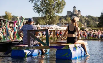 FOTO: Postavte netradičnú loď, zapojte tím a zažite dobrodružstvo na Váhu. Do Trenčína sa vracia obľúbený Splanekor