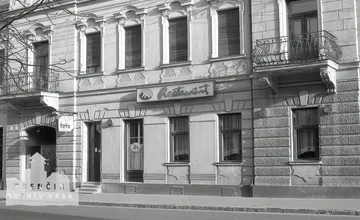 Trenčania porovnávajú pohľady na budovu na Námestí sv. Anny, priestory slúžili v histórii aj v súčasnosti jednému účelu