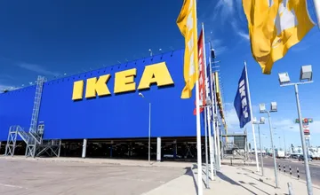 Ikea chce konečne expandovať aj mimo Bratislavy . Už na jar môže padnúť rozhodnutie o nových modeloch predajní
