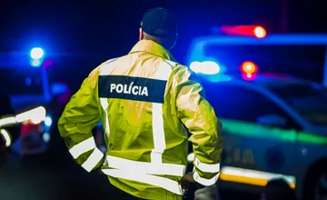 Tragédia pri Novom Meste nad Váhom. Otec na čerpacej stanici prešiel svojho 4-ročného syna, zraneniam na mieste podľahol