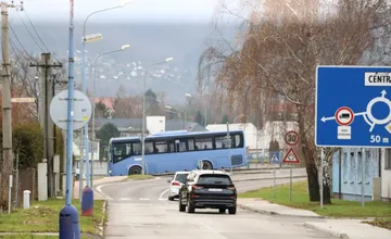 VIDEO: Dubnica reaguje na sťažnosti domácich, obnovila viaceré autobusové spoje, chystá aj koncept vlastnej MHD