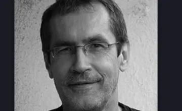 Zomrel významný filmár a dramaturg Marian Urban, rodák z Trenčína stál za filmami Rivers of Babylon či Muzika