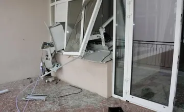 Kriminalisti z Trenčína objasnili výbuch bankomatu v Dolnej Súči, obvinili 29-ročného muž z Moldavskej republiky