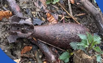 FOTO: V Hornom Srní našli mínometný granát z 2. svetovej vojny, na mieste musel zasahovať  policajný pyrotechnik