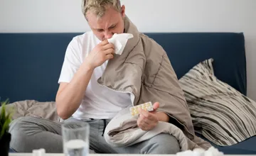 Respiračné ochorenia v Trenčianskom kraji pribúdajú, chrípka naopak konečne ustupuje