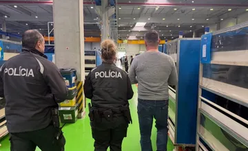 Inšpektorát práce preveroval nelegálne zamestnávanie v Ilave, pod drobnohľadom boli najmä cudzinci. Čo na to obyvatelia?