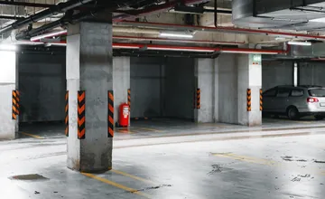 Mesto Trenčín ponúka na prenájom niekoľko garážových boxov, o víťazoch rozhodne najvyššia ponuka 