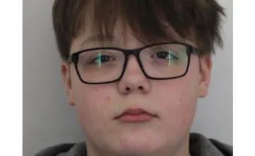 Polícia pátra po chlapcovi z okresu Púchov, preskočil bránu resocializačného zariadenia a zmizol bez stopy