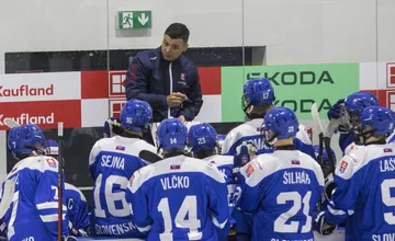 VIDEO: V Trenčíne sa začínajú zápasy svetovej hokejovej elity do 18 rokov, Slovensko čaká ostrý štart proti Kanade