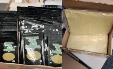 FOTO: Colníci zaistili v trenčianskej trafike veľké množstvo podozrivého prášku, mladík skončil s obvinením 