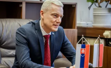 Poslanca Jána Ferenčáka fyzicky napadli, prehovoril o tom, čo sa stalo