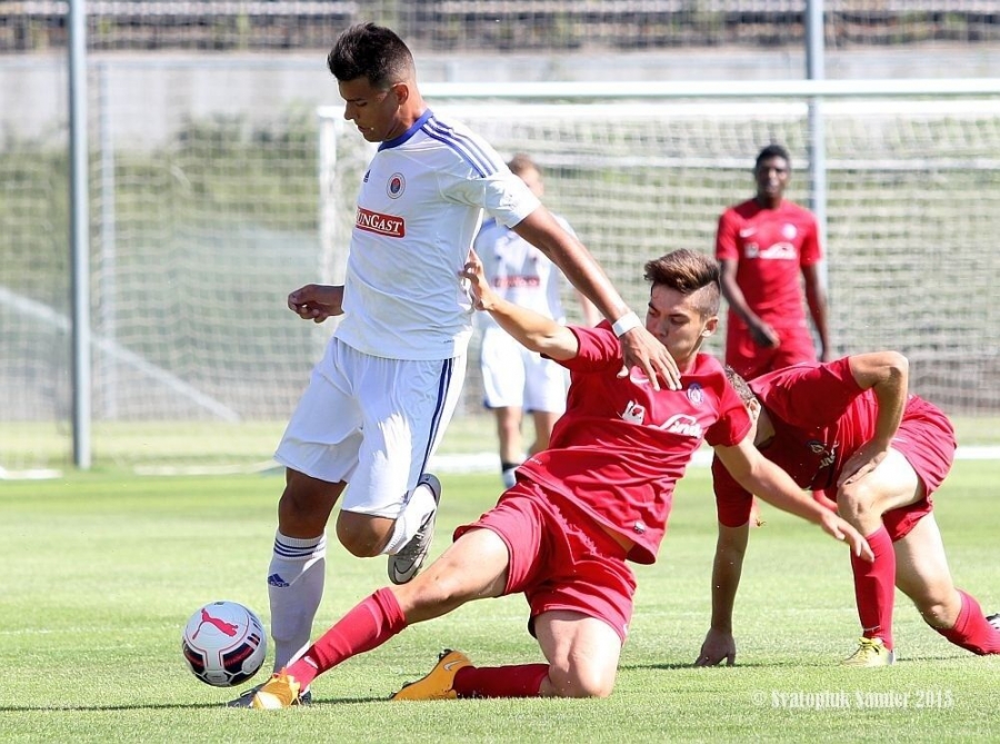 Dorastenci AS Trenčín úspešne zarezávajú na turnaji U 19 v Prahe, foto 3