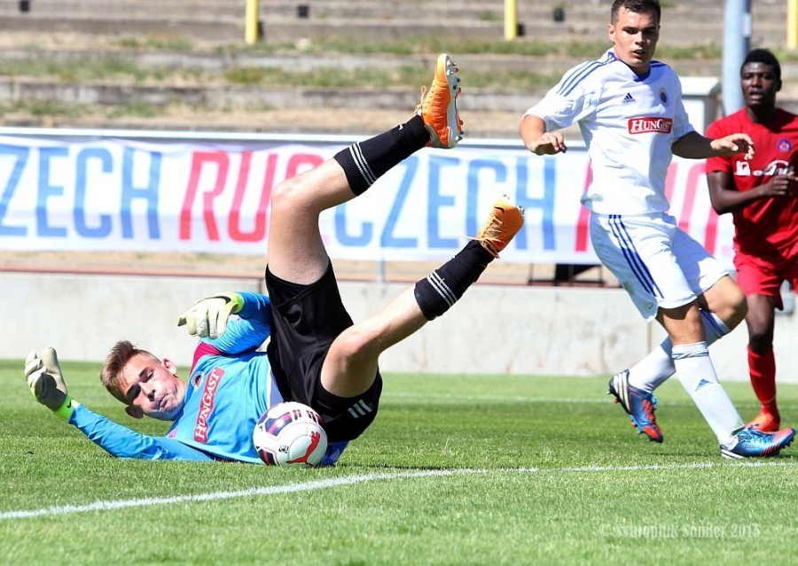 Dorastenci AS Trenčín úspešne zarezávajú na turnaji U 19 v Prahe, foto 6