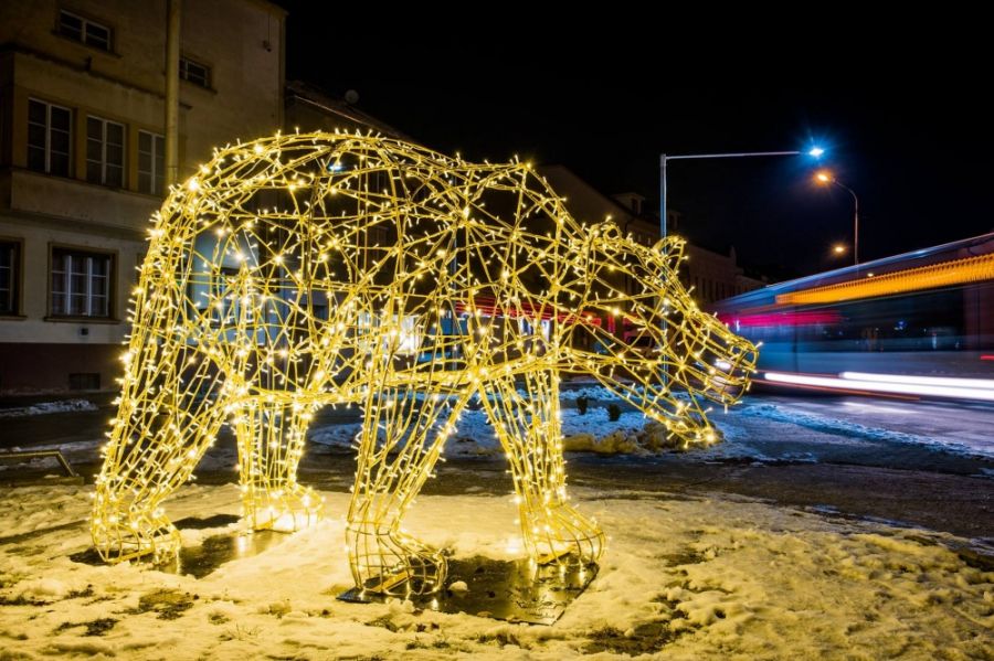 Vianočné svetielka v Trenčíne tento rok oživili mesto inak, pozrite sa ako vyzerá vianočná atmosféra, foto 3