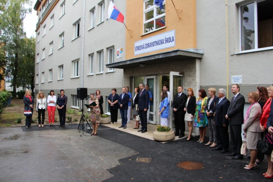 70-te výročie založenia Strednej zdravotníckej školy Trenčín sa ponesie v slávnostnom duchu ocenení, foto 1