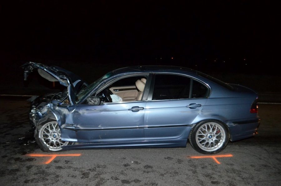 Na D1 došlo k tragickej dopravnej nehode, pri Beluši vyhasli 2 životy a zranilo sa 6 osôb, foto 6