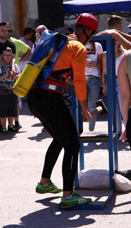 V Bánovciach nad Bebravou sa konal už 7. ročník hasičskej súťaže s názvom Železný hasič, foto 3