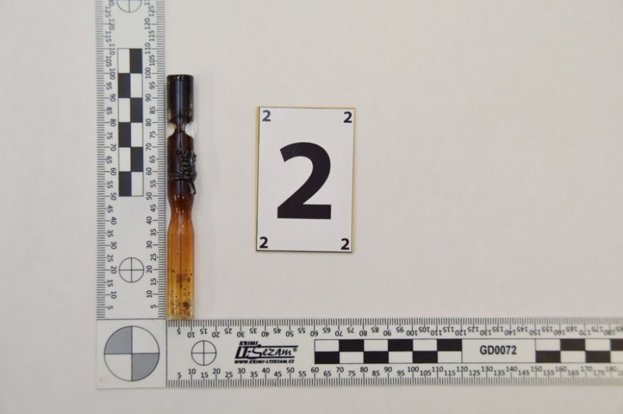 Nepoučiteľnú dílerku drog zadržali aj s pervitínom v hodnote 450 eur v Novej Dubnici, foto 1