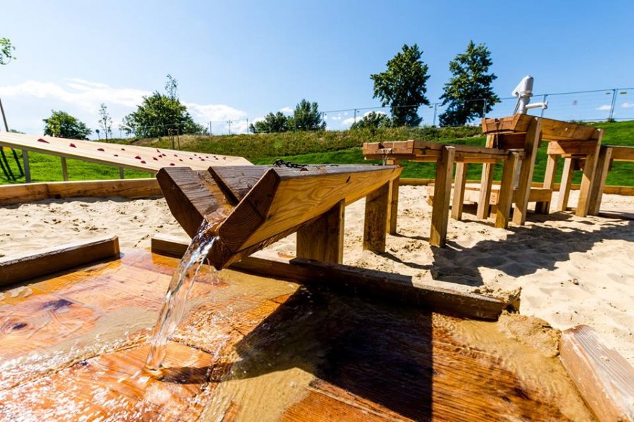 Mestská časť Stred sa už čoskoro bude tešiť z nového detského ihriska, otvoria ho už 1. júna, foto 6