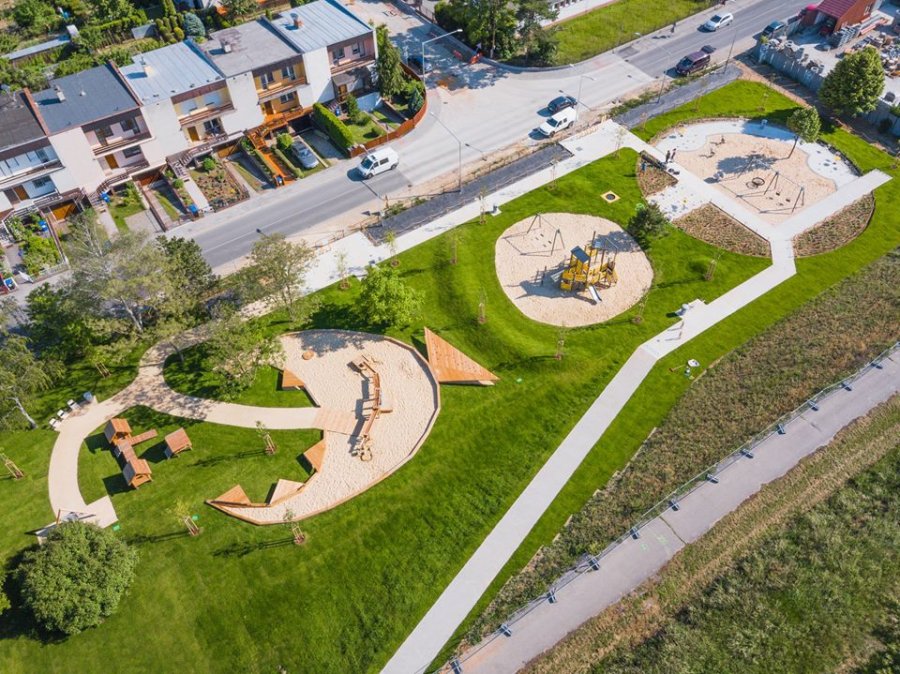 Mestská časť Stred sa už čoskoro bude tešiť z nového detského ihriska, otvoria ho už 1. júna, foto 9