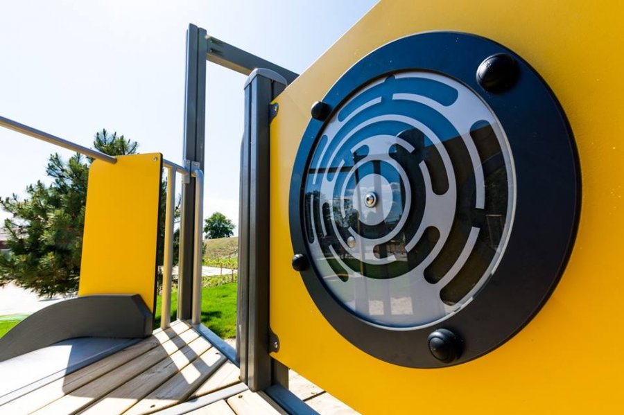 Mestská časť Stred sa už čoskoro bude tešiť z nového detského ihriska, otvoria ho už 1. júna, foto 10