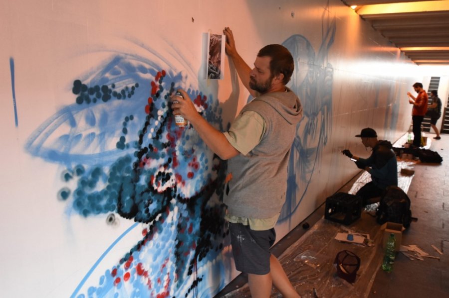 Umelci vdýchli nový život stenám podchodu na Hasičskej ulici počas podujatia Fest ART v Trenčíne, foto 6