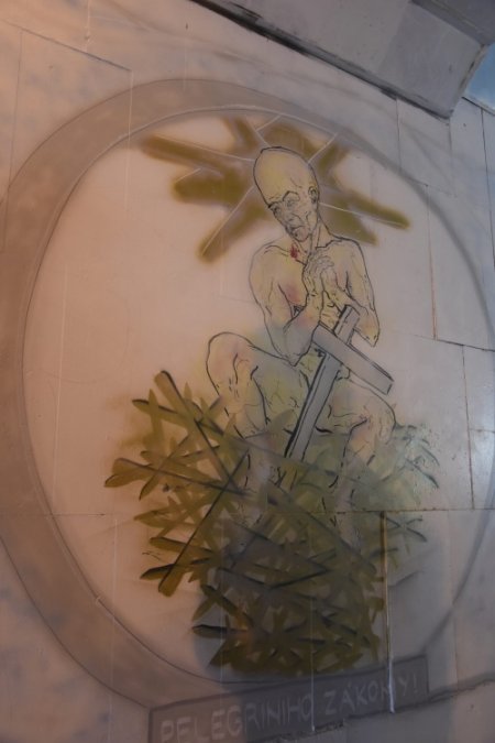 Umelci vdýchli nový život stenám podchodu na Hasičskej ulici počas podujatia Fest ART v Trenčíne, foto 20