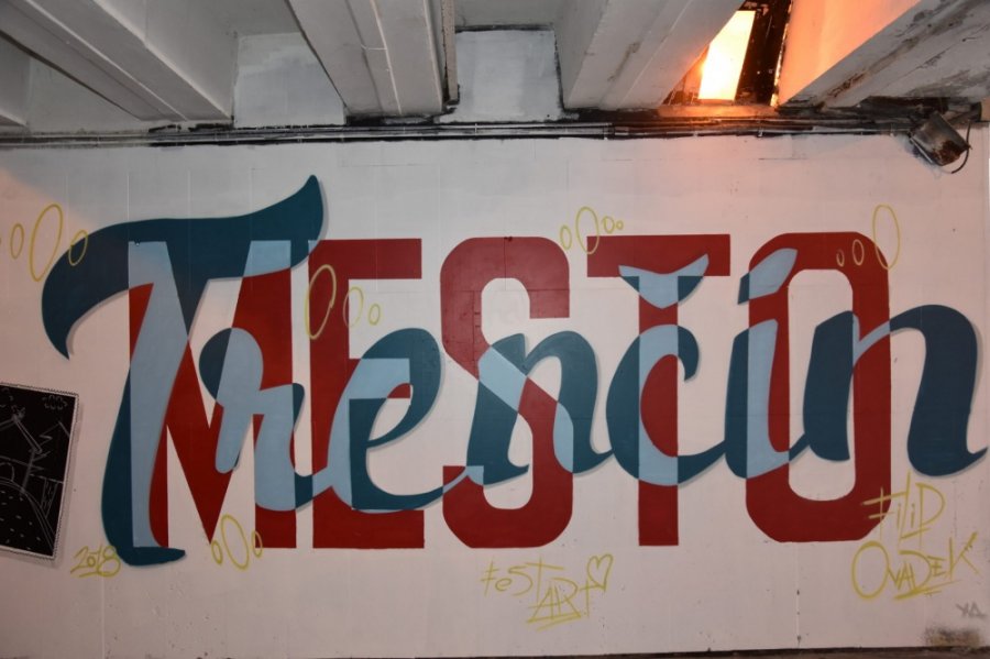 Umelci vdýchli nový život stenám podchodu na Hasičskej ulici počas podujatia Fest ART v Trenčíne, foto 23
