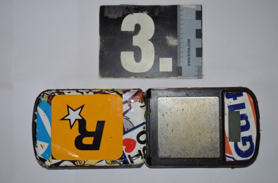 Policajti v Partizánskom zaistili 1 102 gramov marihuany v hodnote viac ako 8 000 eur, foto 5