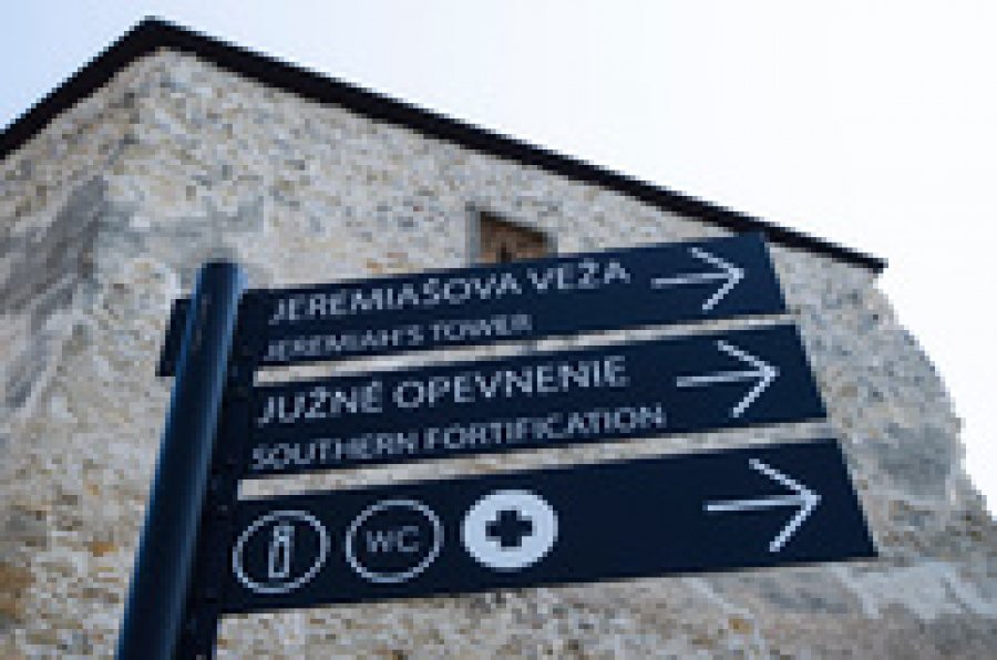 Trenčiansky hrad sa dočkal - začína sa rekonštrukcia južného opevnenia, pribudne aj nový vstup, foto 7