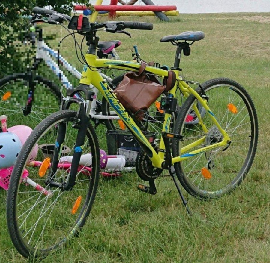 Neznámy páchateľ ukradol 2 bicykle, polícia žiada verejnosť o pomoc pri pátraní, foto 2