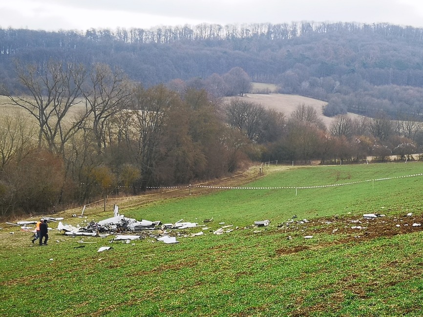 FOTO: Pád lietadla pri Trenčianskych Stankovciach, foto 6