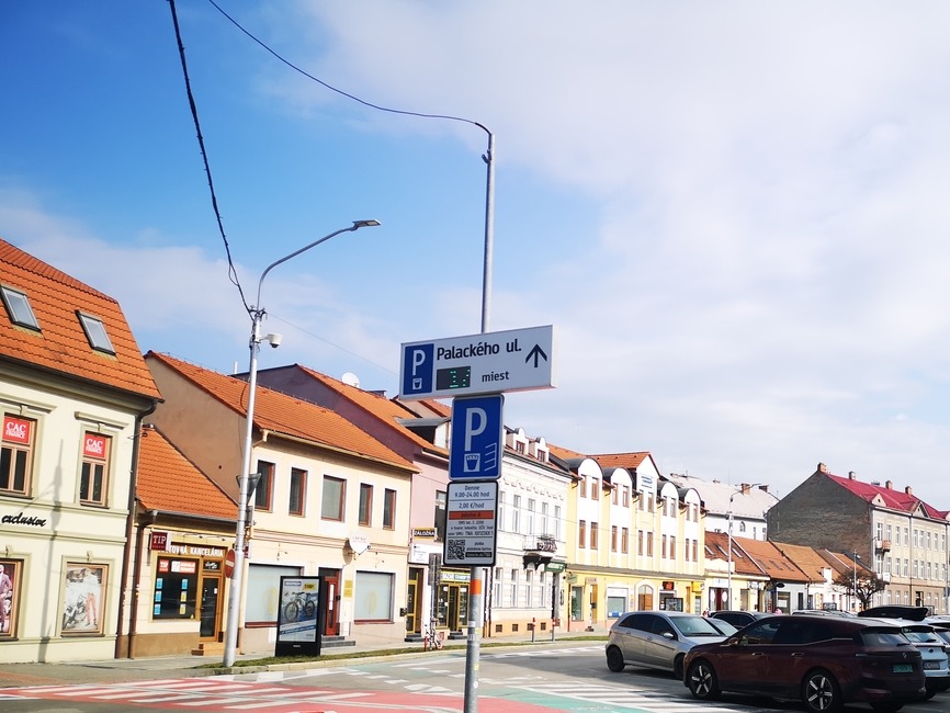 FOTO: Parkovacia politika v Trenčíne pod paľbou kritiky. Mestský poslanec sa obrátil na prokuratúru. , foto 10