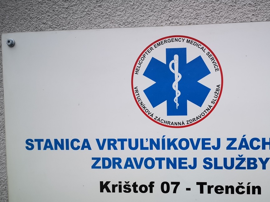 FOTO: Najnovší prírastok vo flotile leteckých záchranárov v Trenčíne prešiel úžasnou premenou , foto 1