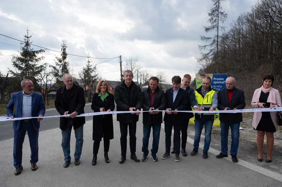 FOTO: Úsek medzi Myjavou a Novým Mestom nad Váhom v druhej etape rekonštrukcie, foto 1