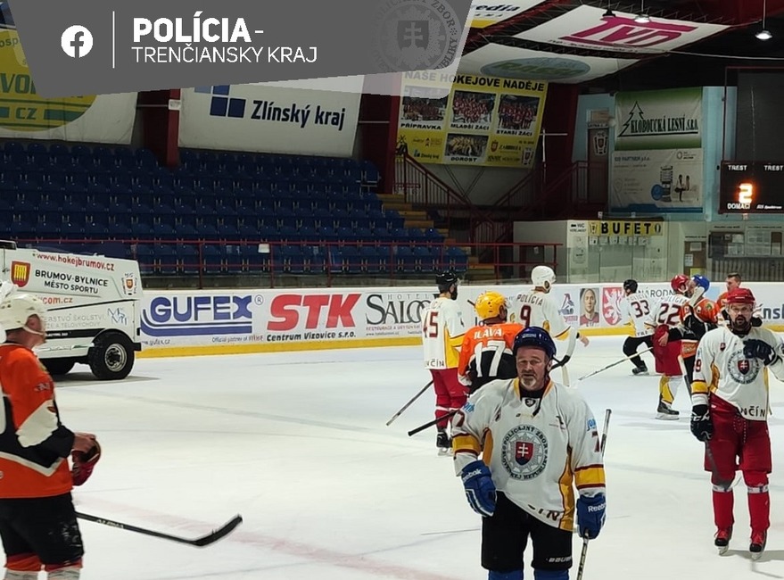 FOTO: Turnaj policatov v ľadovom hokeji, foto 2