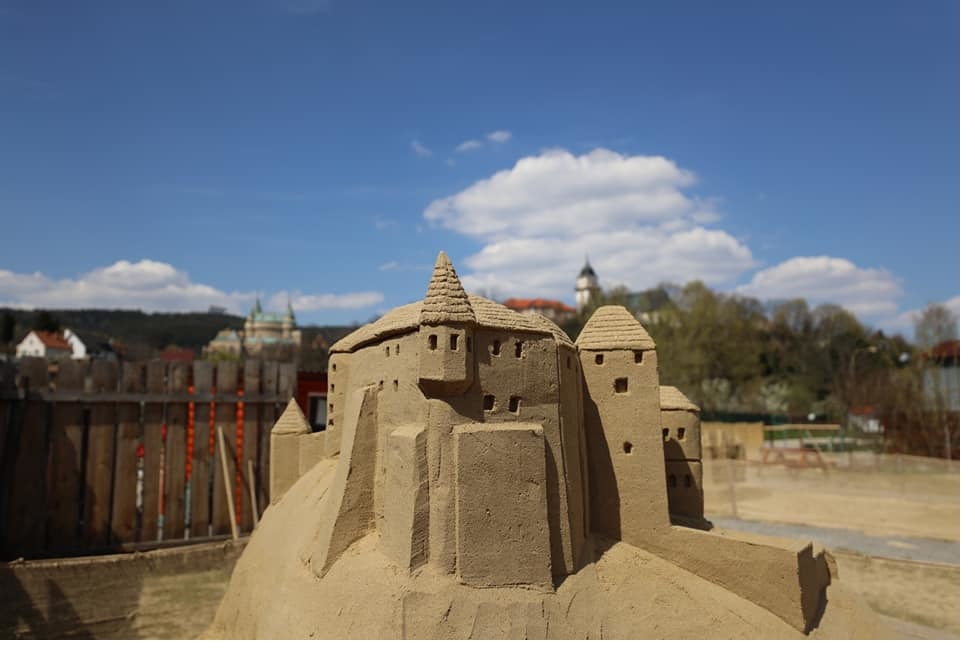 FOTO: Obľúbenú atrakciu v Bojniciach zničilo počasie. O necelý mesiac už opäť otvorí svoje brány, foto 6