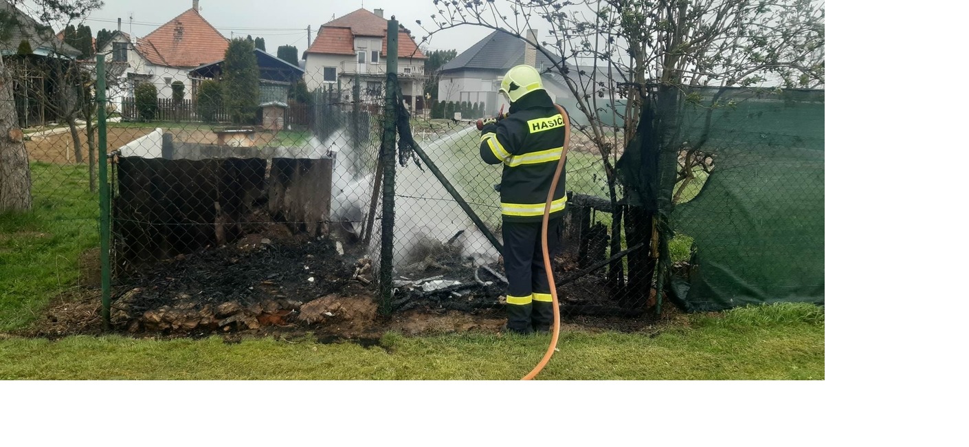 FOTO: Poplach v Skačanoch. Zasahovať museli miestni dobrovoľní hasiči , foto 2