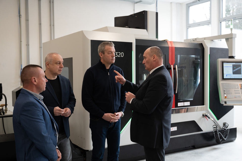 FOTO: Modernizácia strojov na Strednej priemyselnej škole v Považskej Bystrici, foto 6