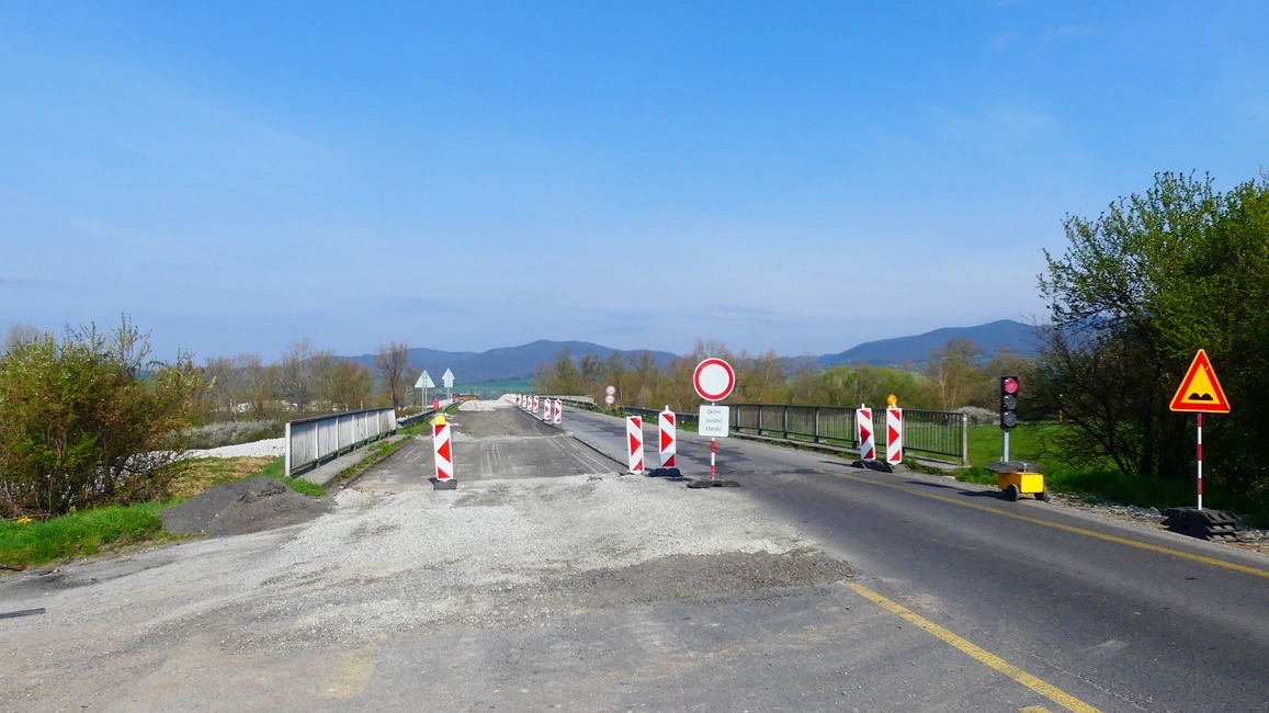 FOTO: Dopravu v Trenčianskom kraji čakajú krušné časy. Komplikácie kvôli uzavretému mostu, foto 1