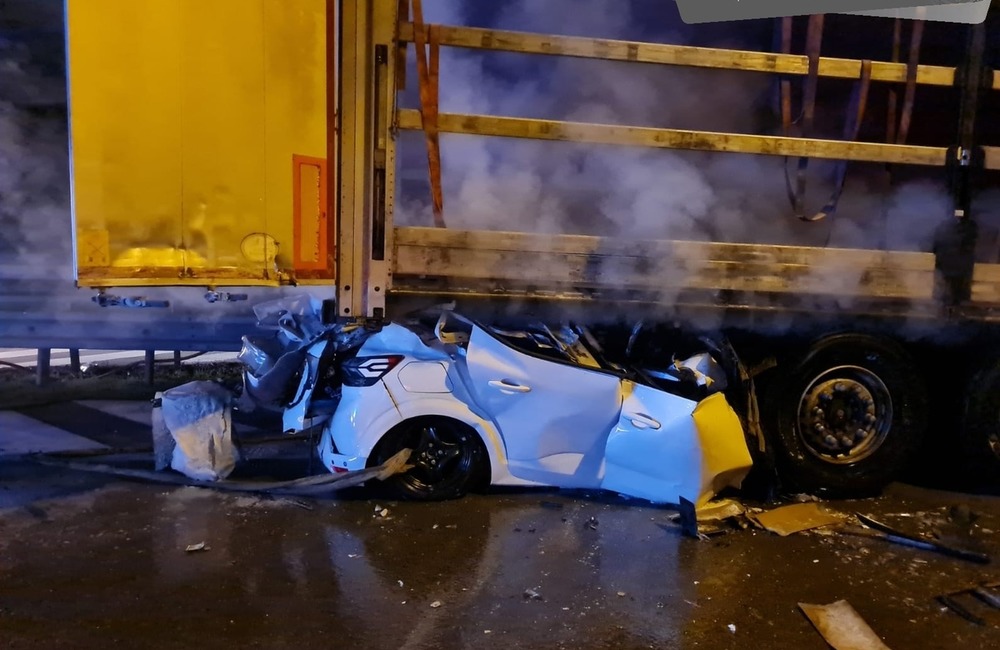 FOTO: Nehoda pri Považskej Bystrici, foto 1