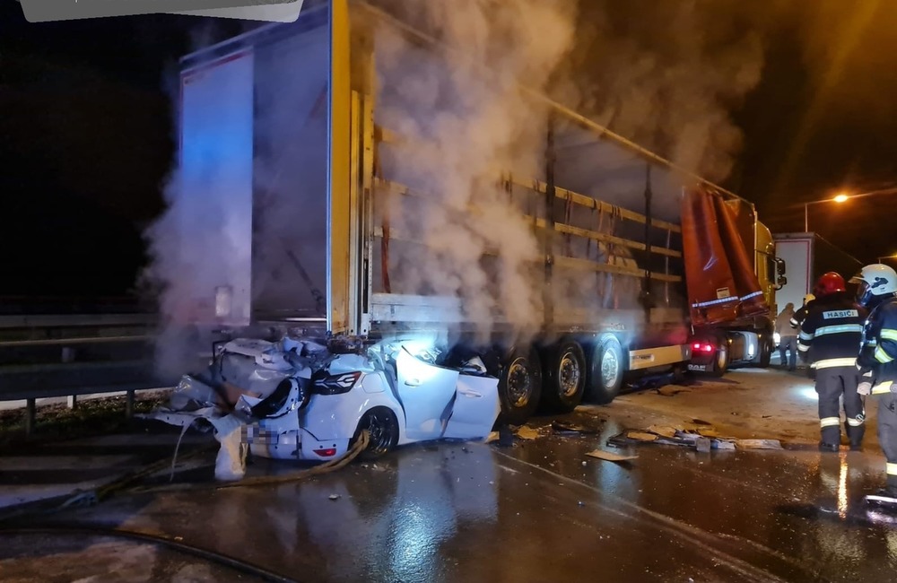 FOTO: Nehoda pri Považskej Bystrici, foto 4