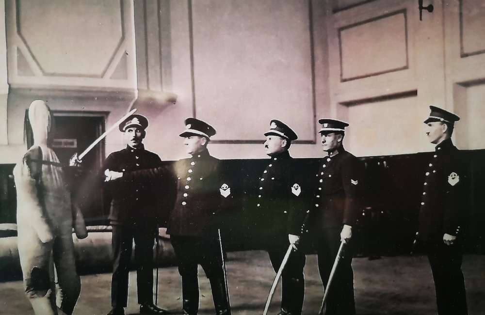 FOTO: Uniformy mestských policajtov z 30. rokov minulého storočia nám závideli aj Američania, foto 8